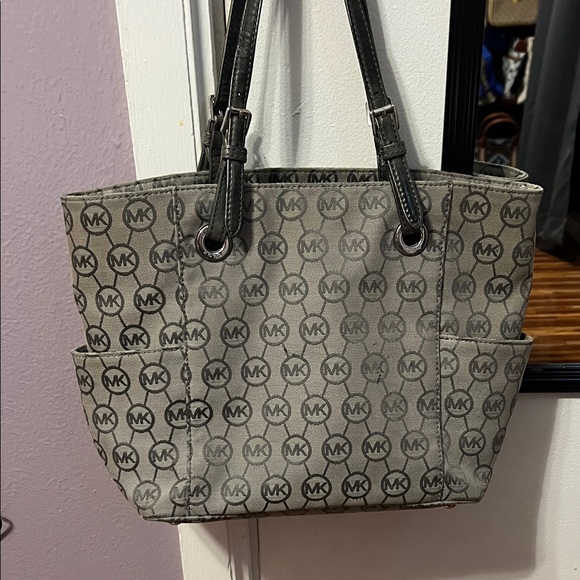 Michael Kors Monogram Gray Tote - Picture 2 of 4
